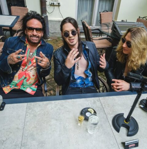 Whetesnake EXPERIENCE